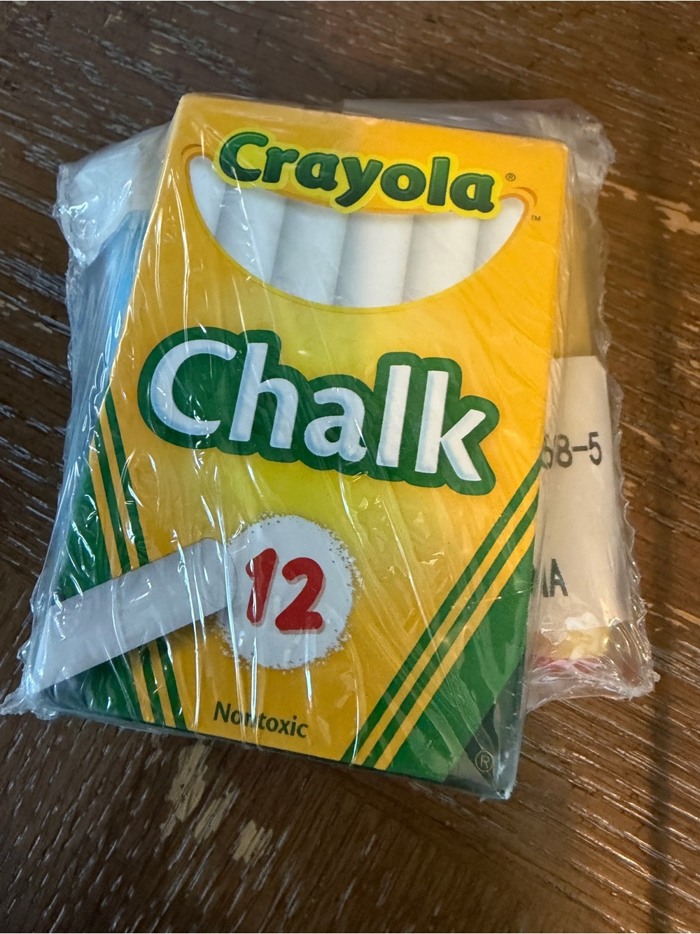 Crayola White Chalk Sticks